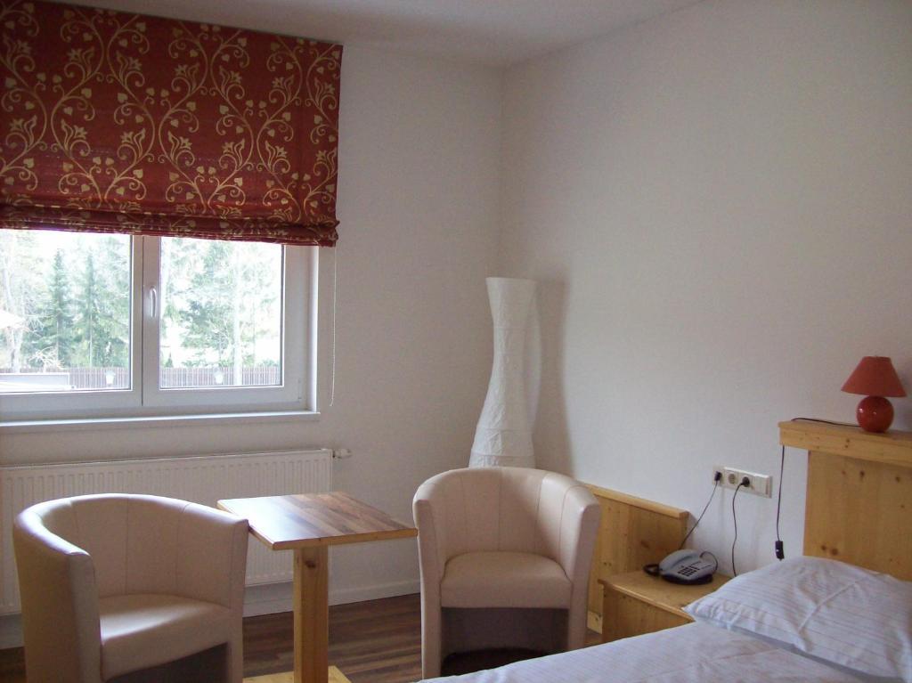 Hubertushof Fromwald Hotel Und Gasthof Bad Fischau Værelse billede